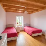 Holiday home Goulapie, Village De *