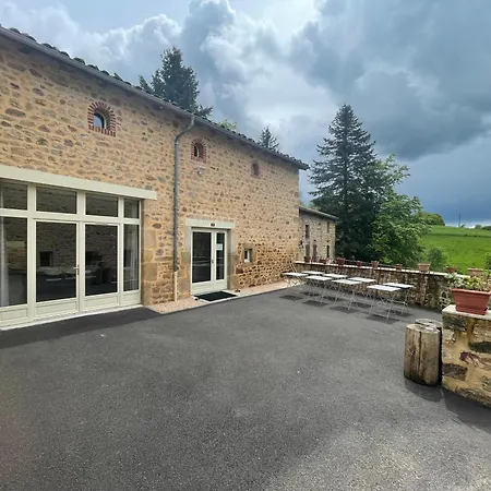 別荘 Goulapie, Village De