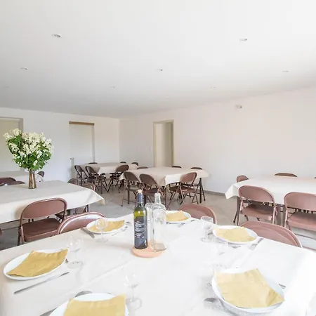 Goulapie, Village De 別荘 *