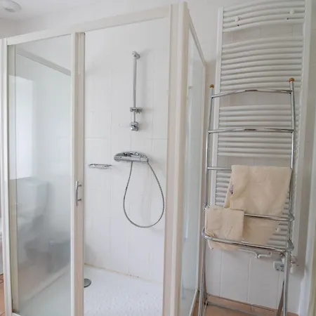 Goulapie, Village De * Saint-Quentin-sur-Sauxillanges