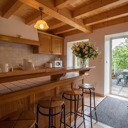 別荘 Goulapie, Village De *