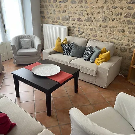 別荘 Goulapie, Village De *