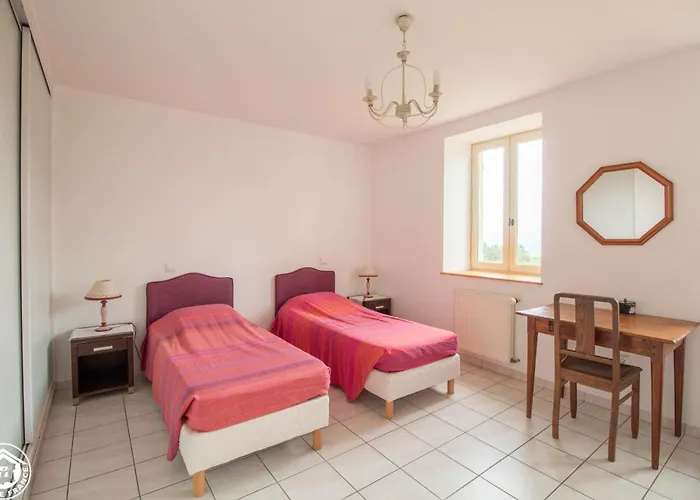 Goulapie, Village De Holiday home Saint-Quentin-sur-Sauxillanges