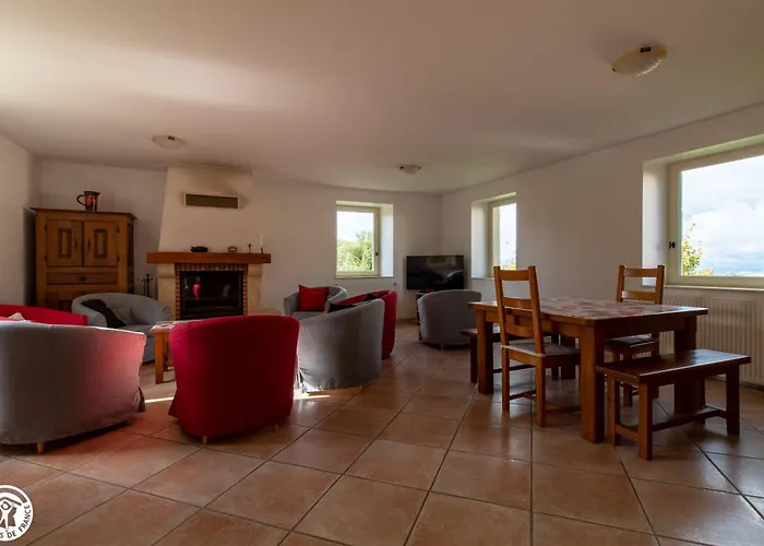 Goulapie, Village De * Saint-Quentin-sur-Sauxillanges