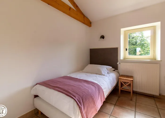 Goulapie, Village De * Saint-Quentin-sur-Sauxillanges