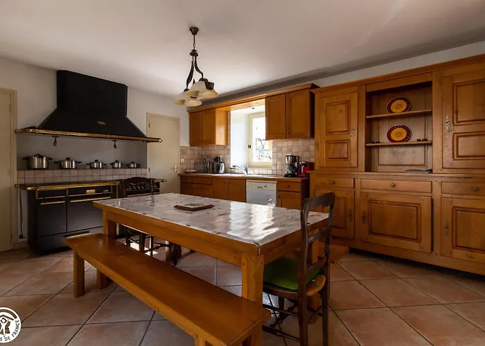 Goulapie, Village De * Saint-Quentin-sur-Sauxillanges