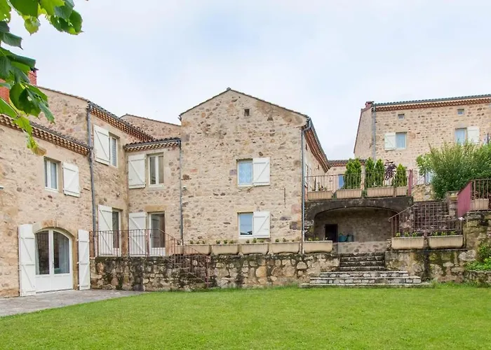 Holiday home Goulapie, Village De Saint-Quentin-sur-Sauxillanges